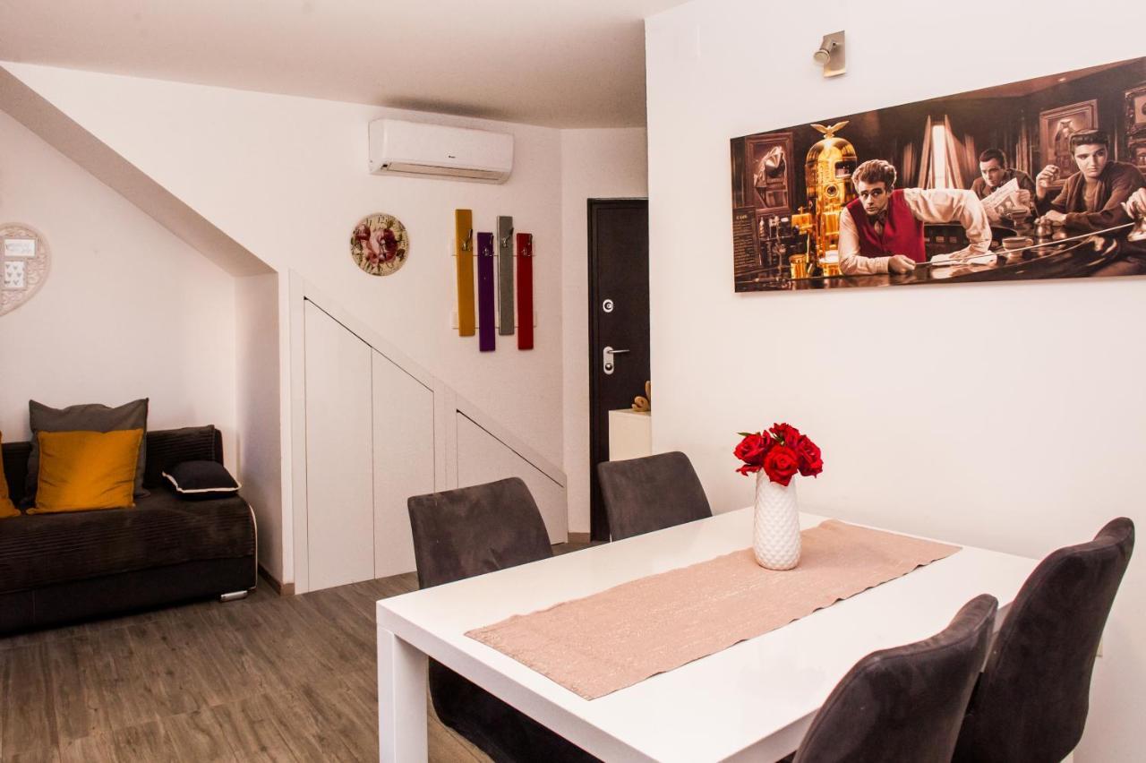Miki - City Center Apartment With Large Balcony 斯普利特 外观 照片